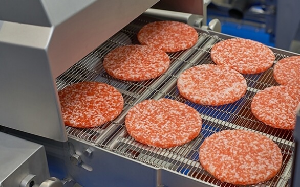 A influência das boas práticas de produção e a higienização correta na indústria de embutidos e processados 