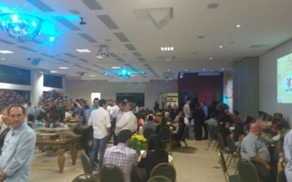 Entidades e produtores da cadeia avícola participam do Jantar do Galo em Minas Gerais