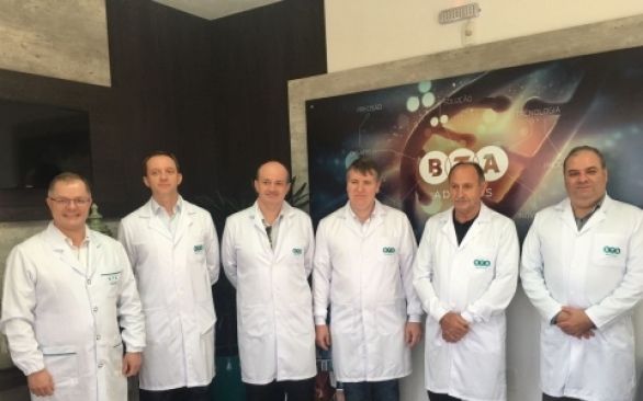 Comitiva do BRDE visita BTA Aditivos