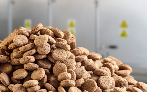 Controle microbiológico em fábricas de ração pet